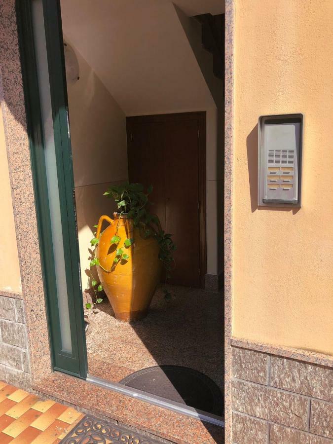 Atticus Apartment جيارديني ناكسوس المظهر الخارجي الصورة